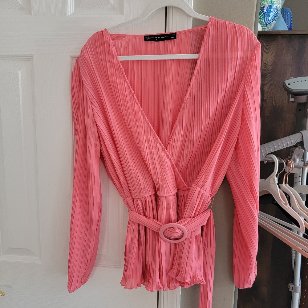 Fashion to figure size 1 blouse